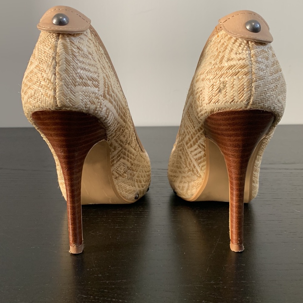 NOT RATED rattan high heel - Picture 4 of 11